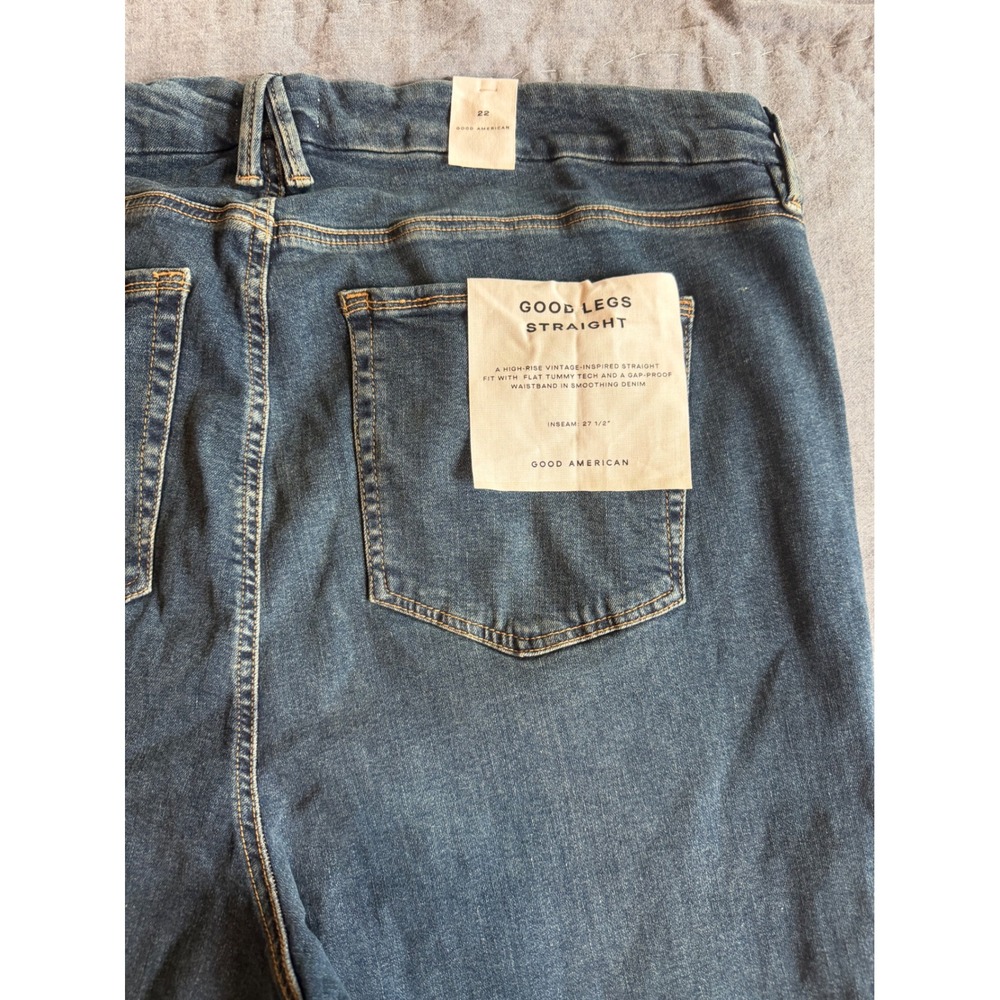 Good American Good Legs Straight High Rise Jeans Blue Size 22 GL5873T NWT Blue - Picture 3 of 10